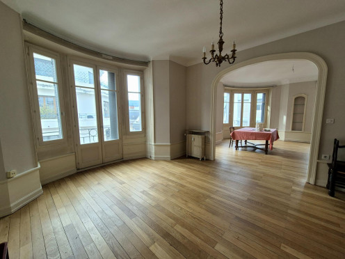 T6 à  Chambéry (73000), 6 pièces