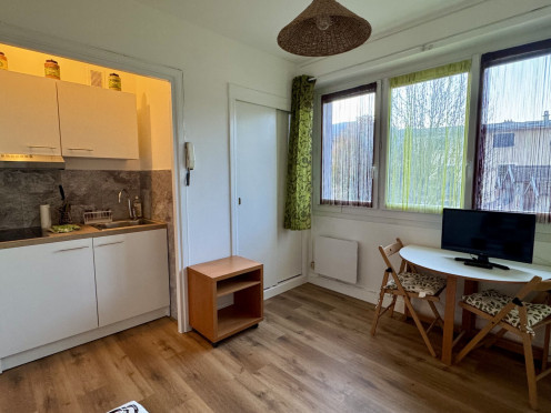 Appartement à  Aix-les-Bains (73100), 1 pièces