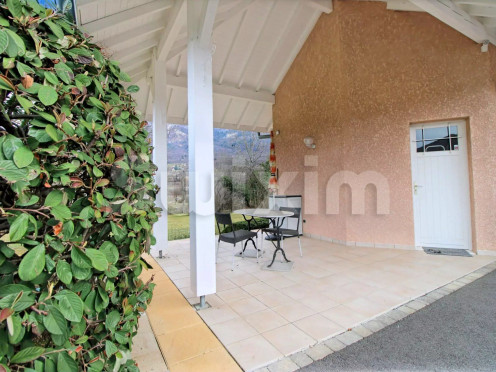 Maison à  Mouxy (73100), 6 pièces