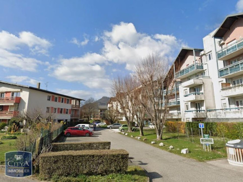 Parking à La Ravoire (73490),  pièces