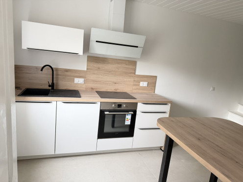 Maison de village à  Chamoux-sur-Gelon (73390), 4 pièces