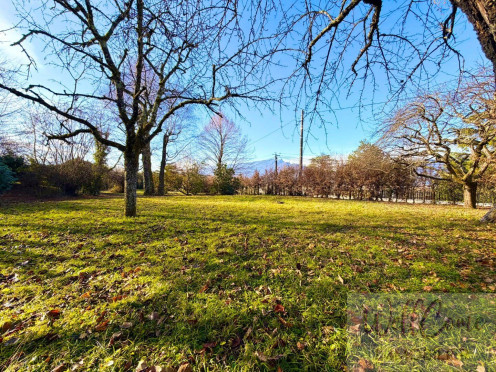Terrain à  Grésy-sur-Aix (73100),  pièces