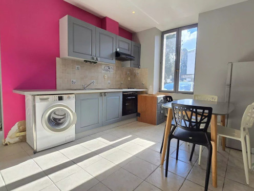 Appartement à  Chambéry (73000), 2 pièces