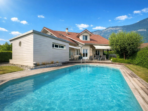 Maison à  Aix-les-Bains (73100), 5 pièces