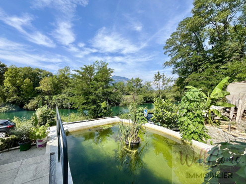 Maison à  Chanaz (73310), 11 pièces