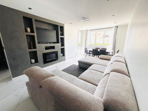 Appartement à  Bassens (73000), 4 pièces