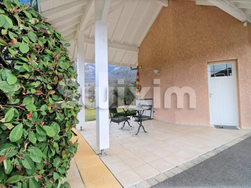 Maison à  Mouxy (73100), 6 pièces