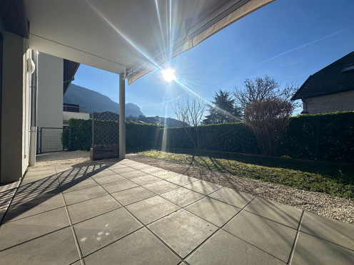 Appartement à  Saint-Jeoire-Prieuré (73190), 3 pièces