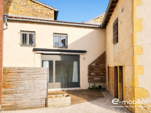 Maison à  Charlieu (42190), 5 pièces