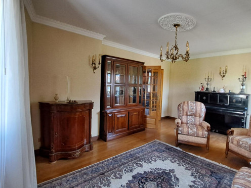 Maison à Les Échelles (73360), 11 pièces