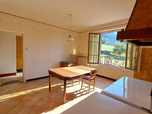 Maison à  Saint-Béron (73520), 6 pièces