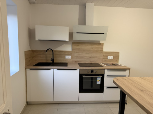 Maison de village à  Chamoux-sur-Gelon (73390), 4 pièces