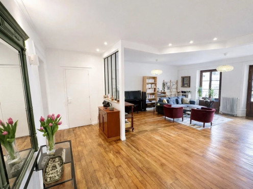 Appartement à  Aix-les-Bains (73100), 4 pièces