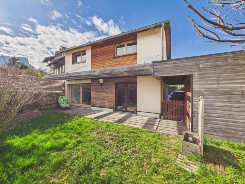 Maison de maître à  Planaise (73800), 4 pièces