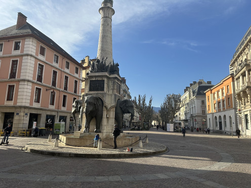 T2 à  Chambéry (73000), 7 pièces