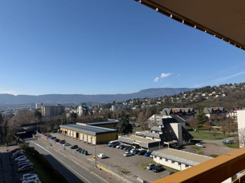 Appartement à  Bassens (73000), 4 pièces