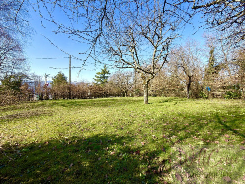 Terrain à  Grésy-sur-Aix (73100),  pièces