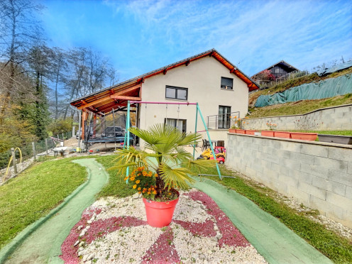 Maison à La Biolle (73410), 5 pièces