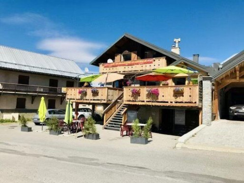 Immeuble à  Albiez-Montrond (73300), 5 pièces