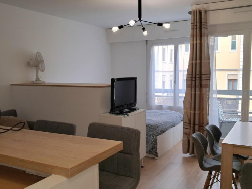 Appartement à  Aix-les-Bains (73100), 1 pièces
