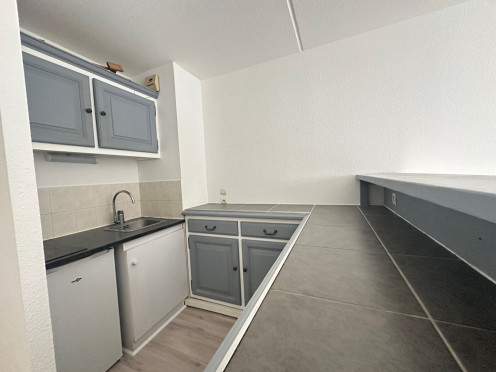Appartement à  Chambéry (73000), 2 pièces