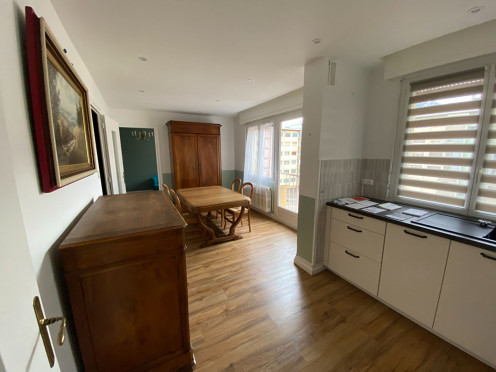 Appartement à  Aix-les-Bains (73100), 3 pièces