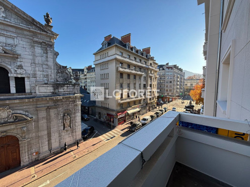 Appartement à  Chambéry (73000), 3 pièces