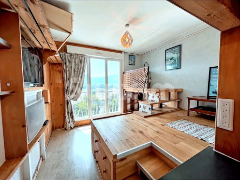 Appartement à  Aix-les-Bains (73100), 1 pièces