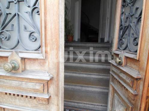 Immeuble à  Aix-les-Bains (73100), 11 pièces