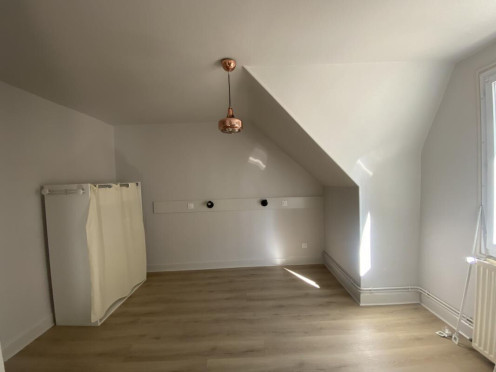 Appartement à  Aix-les-Bains (73100), 1 pièces