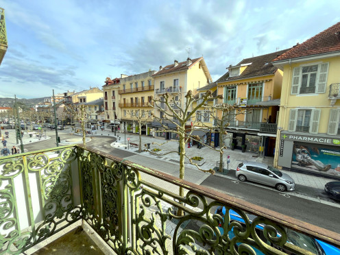 Appartement à  Aix-les-Bains (73100), 3 pièces