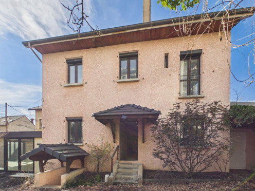 Maison de ville à  Chambéry (73000), 4 pièces