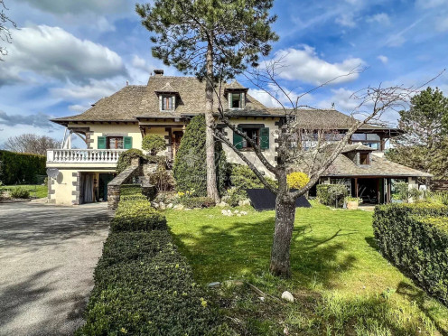 Maison à  Viuz-la-Chiésaz (74540), 10 pièces