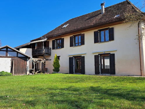 Maison à  Domessin (73330), 8 pièces