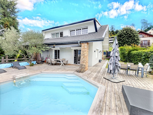 Maison à  Aix-les-Bains (73100), 7 pièces