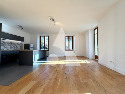 Appartement à  Aix-les-Bains (73100), 3 pièces
