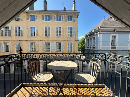 Appartement à  Chambéry (73000), 3 pièces