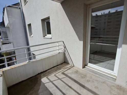 Appartement à  Chambéry (73000), 2 pièces