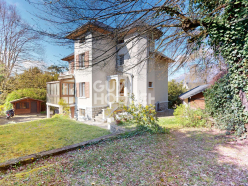 Maison à  Chambéry (73000), 8 pièces