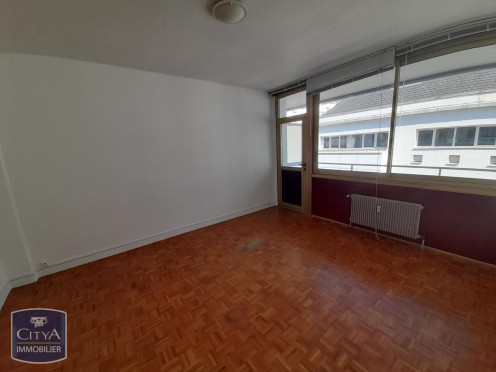 Appartement à  Chambéry (73000), 2 pièces