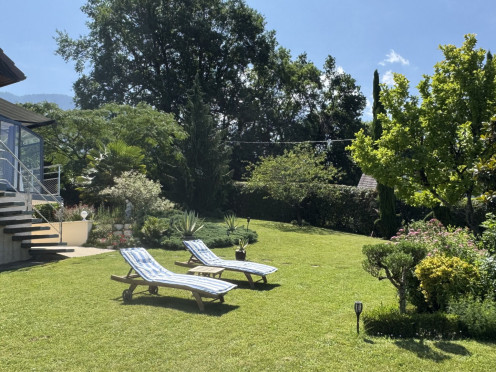 Maison à  Pugny-Chatenod (73100), 6 pièces