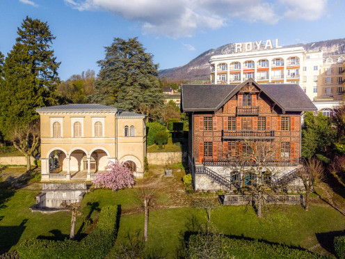 Maison à  Aix-les-Bains (73100), 25 pièces