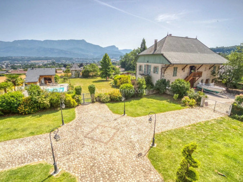 Propriété à  Chambéry (73000), 20 pièces