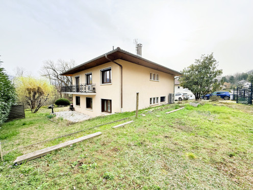 Villa à  Arbin (73800), 7 pièces