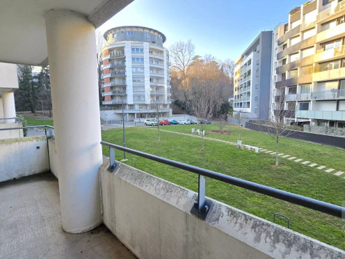 Appartement à  Chambéry (73000), 3 pièces