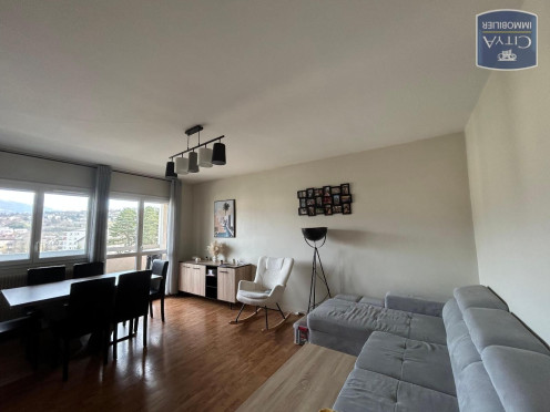 Appartement à  Chambéry (73000), 3 pièces