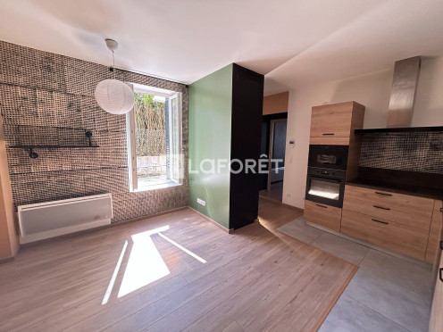 Appartement à  Aix-les-Bains (73100), 3 pièces