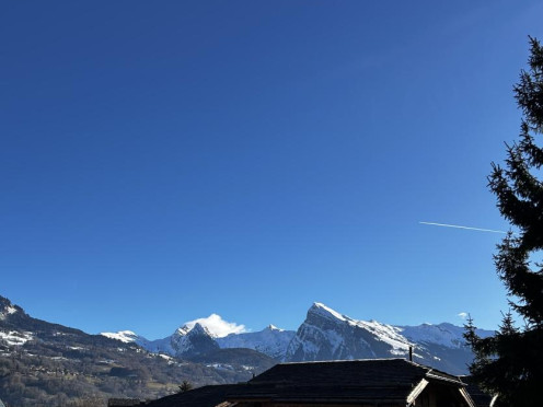 Maison neuve à  Morillon (74440), 5 pièces