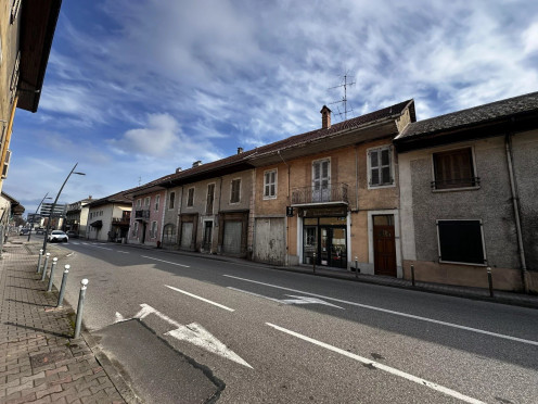 Immeuble à  Entrelacs (73410), 3 pièces