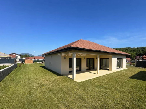 Villa à  Magnieu (01300), 4 pièces